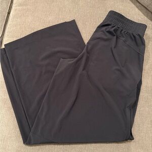 Lululemon Swift Mid-Rise Wide-Leg Pant - Black Size 8